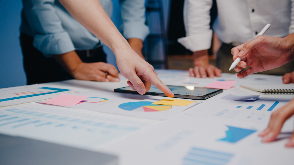 Trouver sa niche de marketplace : l'étape que 90 % des créateurs bâclent (et qui fait toute la différence)